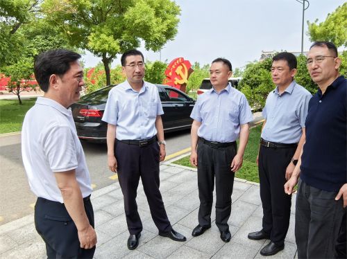 企業(yè)新聞【供水集團】水發(fā)集團黨委副書記王健一行到濰坊水發(fā)供水集團指導(dǎo)工作 (1).jpg